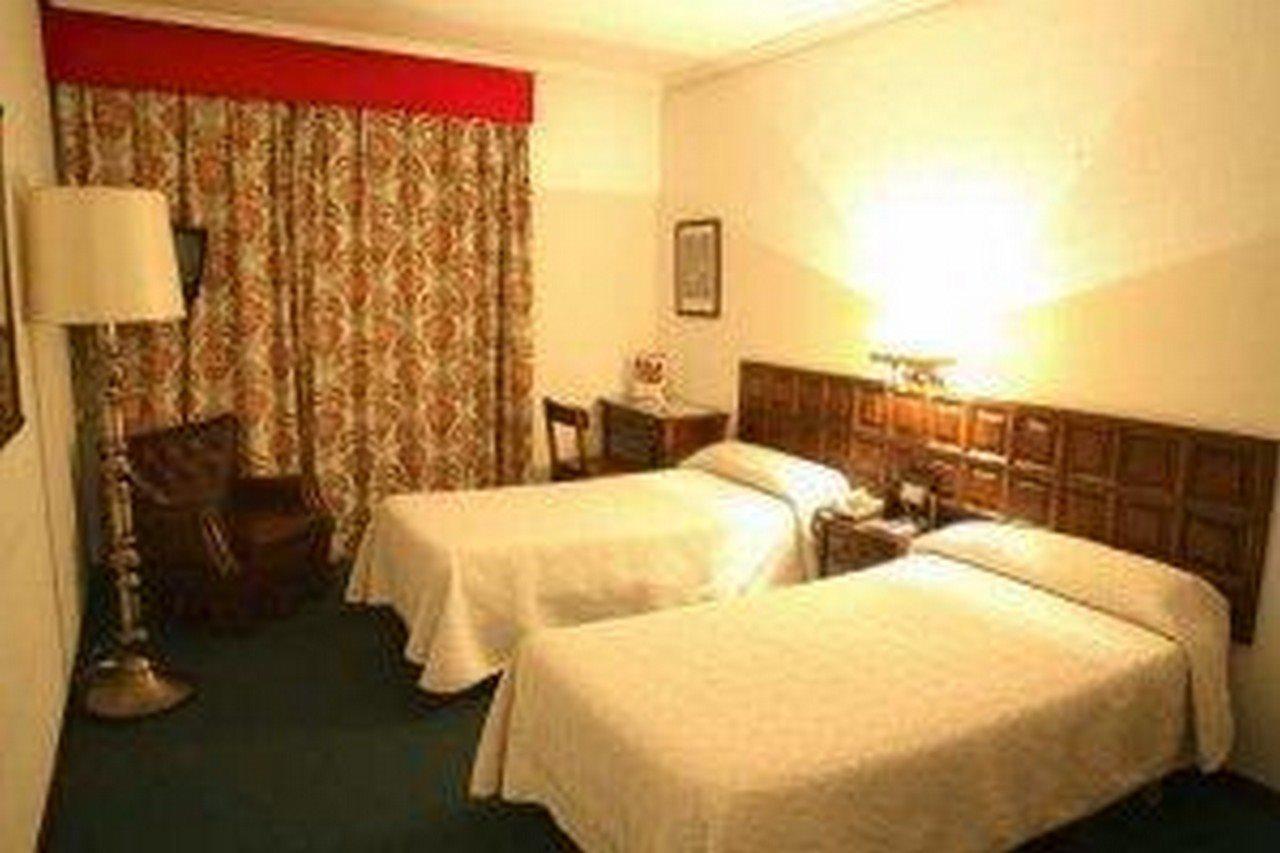 Monclus Hotell Palencia Eksteriør bilde